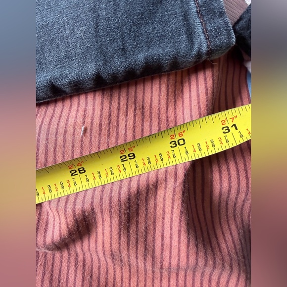 Dolce & Gabbana Gray Denim Jeans with Contrast Stitching - Picture 10 of 11